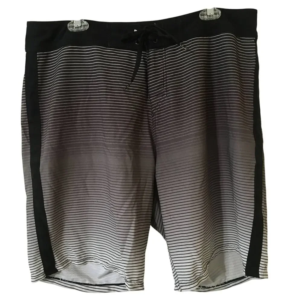 Quicksilver 4-way Stretch 38 Sypher Series Ombre Gray & Black Shorts